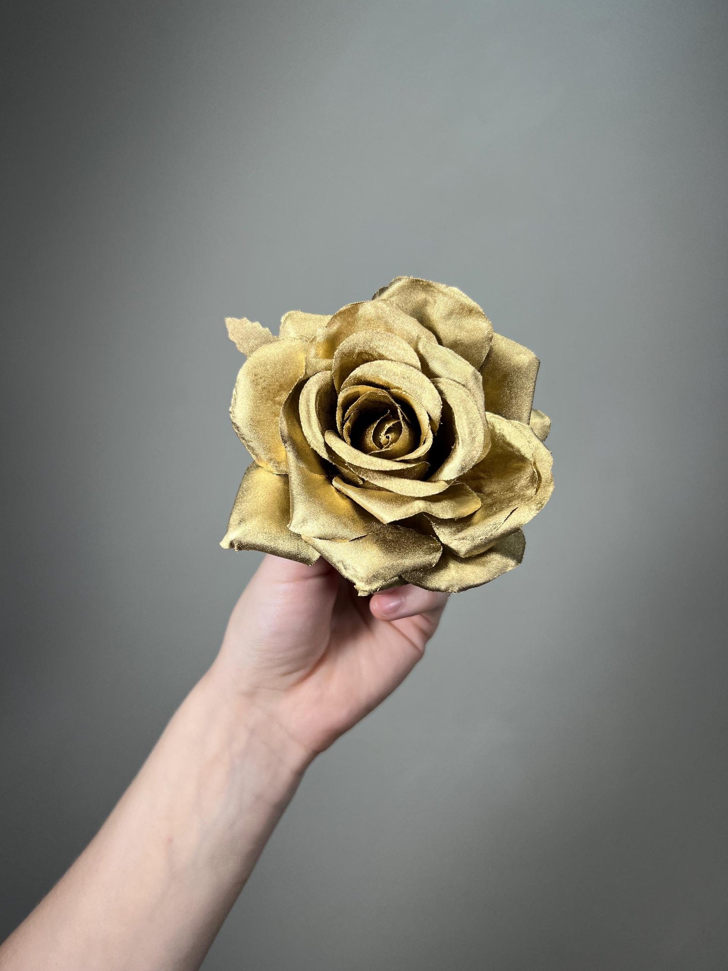 Silver Flower Heads Wedding Metalliac Silver Artiticial Flowers Roses Craft Supplies DIY Bouquet Platinum Rose Flower Metallic Gray