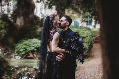 Black Bouquet Wedding Dark Purple Bridal Wedding Gothic Bouquet Black Decor Purple Black Bridesmaids Bouquet Plum Artificial Flower