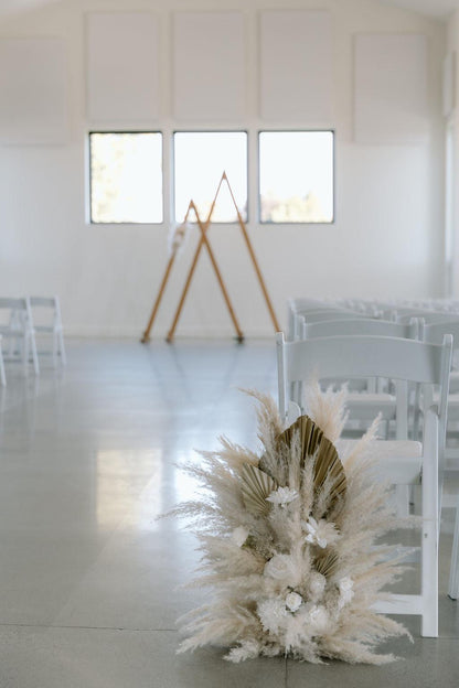 White Bouquet Wedding Boho Bridal Pampas Grass Bouquet White Bridesmaids Ivory Beige Bouquet Palm Leaves Baby Breath Artificial Flowers