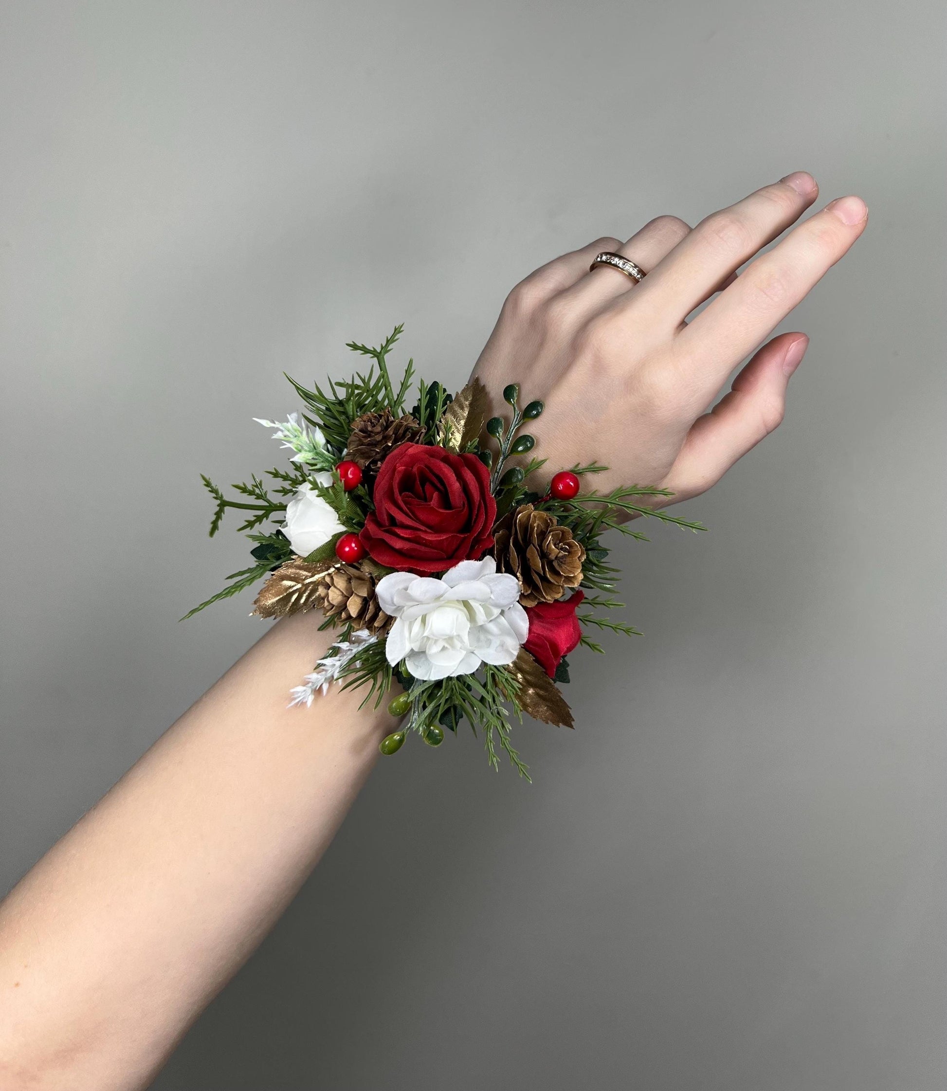 Christmas Boutonnière Wedding Red Boutonniere Groom White Groomsmen Rustic Gold Boutonniere Winter Tree Pine Cone Artificial Flower