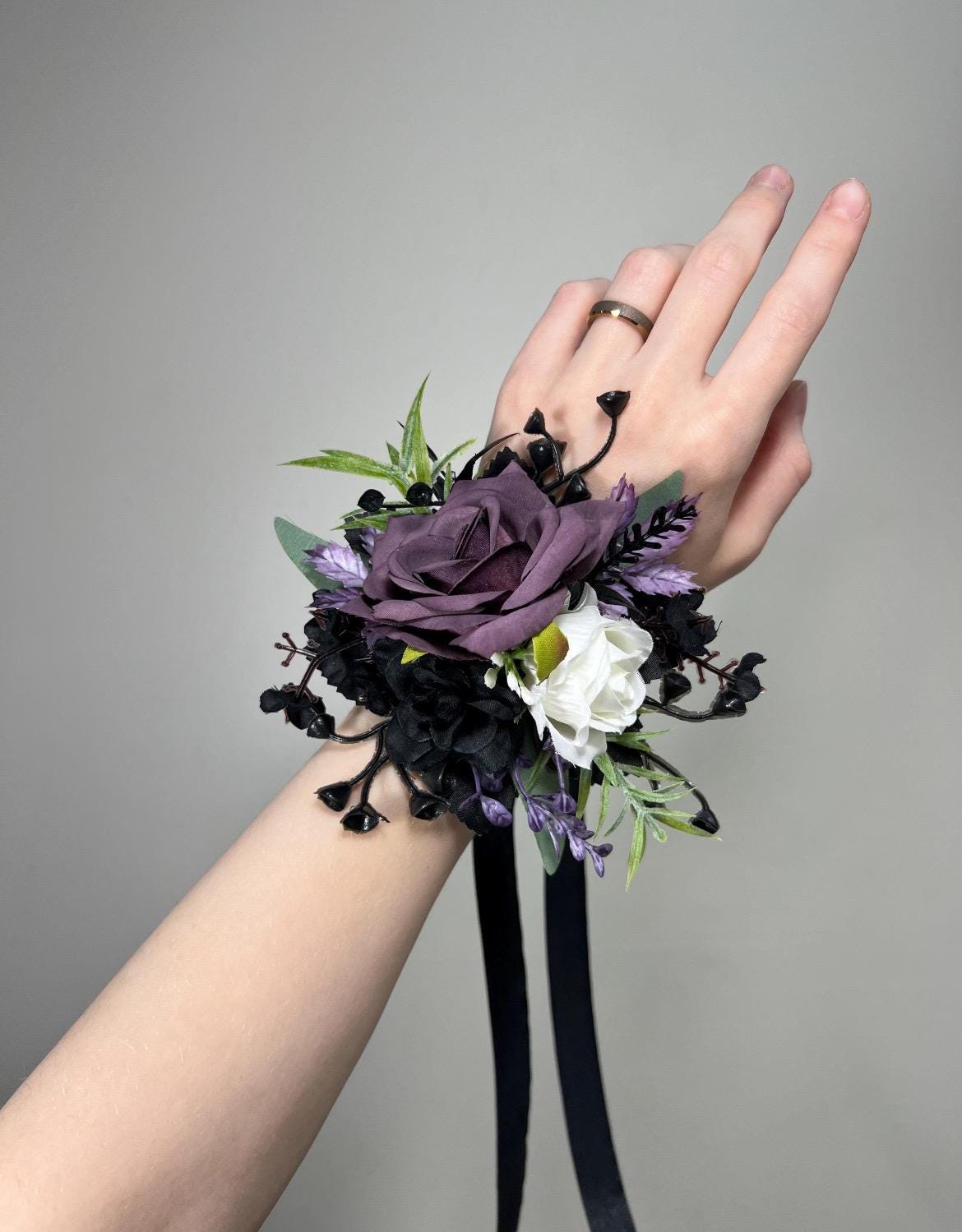Black Plum White Bouquet Wedding Bridal Gothic Bouquet Dark Purple Black Ivory Dusty Sage Green Bridesmaids Bouquet Artificial Flowers