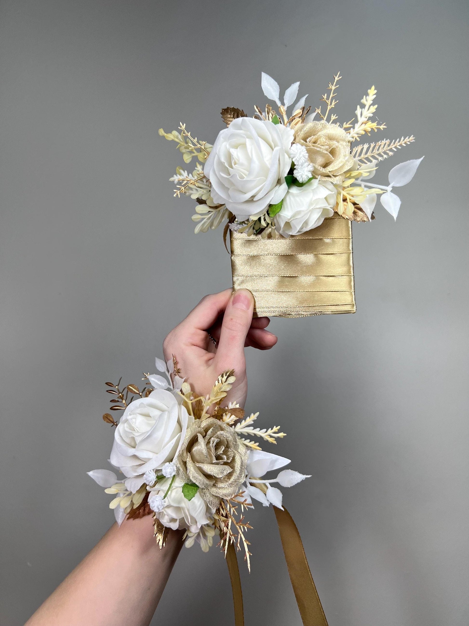 White Gold Corsage Wedding Champagne Bridesmaids Wrist Corsage Prom Ivory Beige Cream Rustic Mom Wristband Baby Breath Artificial Flowers