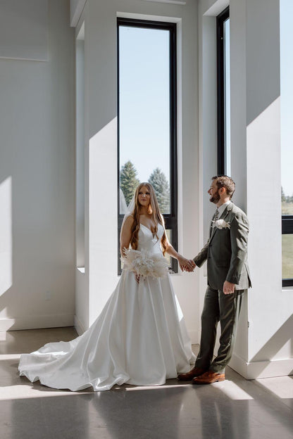Wedding Bouquet Boho White Bridal Bouquet Pampas Grass Ivory Bridesmaids White Bouquet Decor Fern White Artificial Flower Dried White Rose