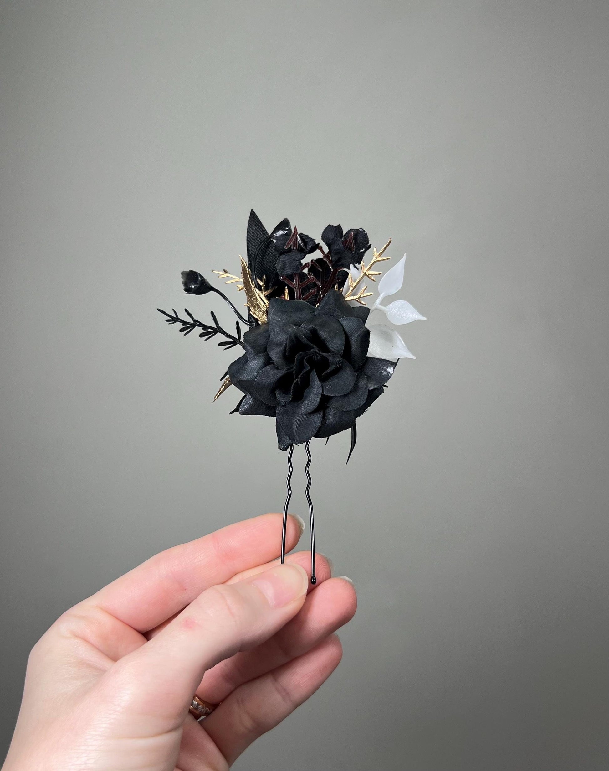 Black White Bouquet Wedding Bridal Gothic Bouquet Cascade Black Gold White Bridesmaids Cascading Bouquet Halloween Artificial Flowers