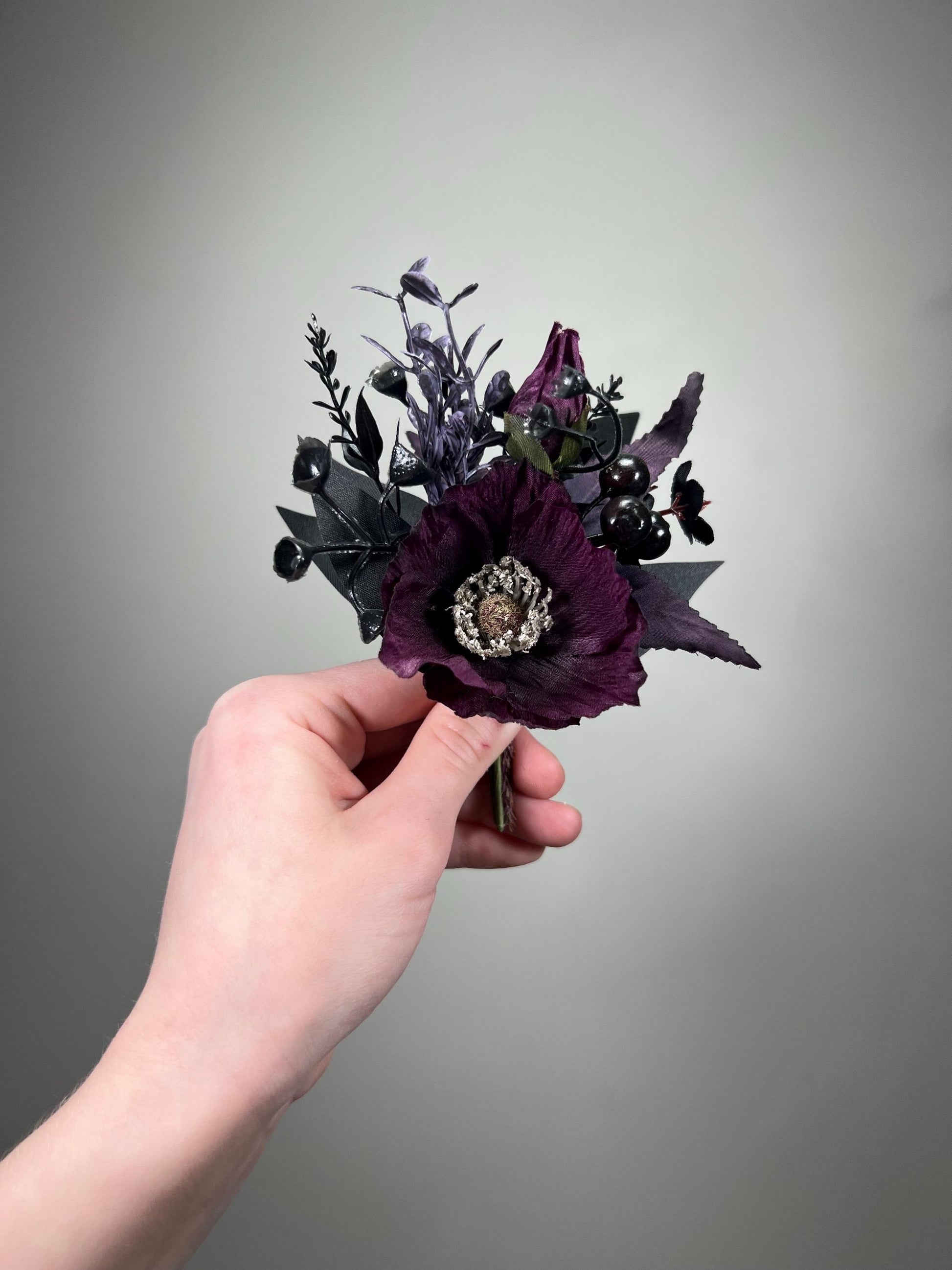 Black Plum Boutonniere Wedding Groom Black Dark Purple Pin Boutonniere Gothic Groomsmen Poppy Moody Artificial Flowers Lapel Men Accessories