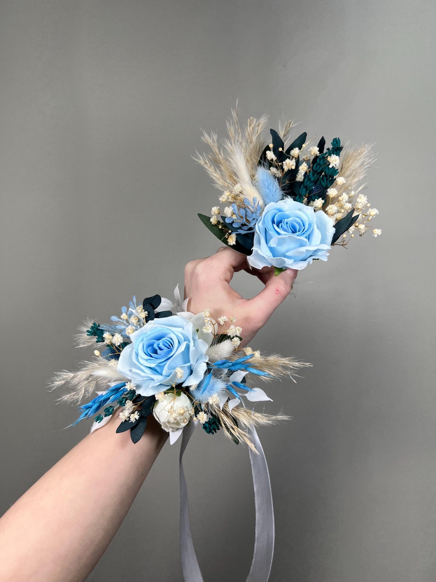 Blue Corsage Wedding Boho Eucalyptus Wrist Corsage Sky Blue Rose Bridesmaids Corsage Dusty Blue Baby Breath Prom Corsage Artificial Flowers
