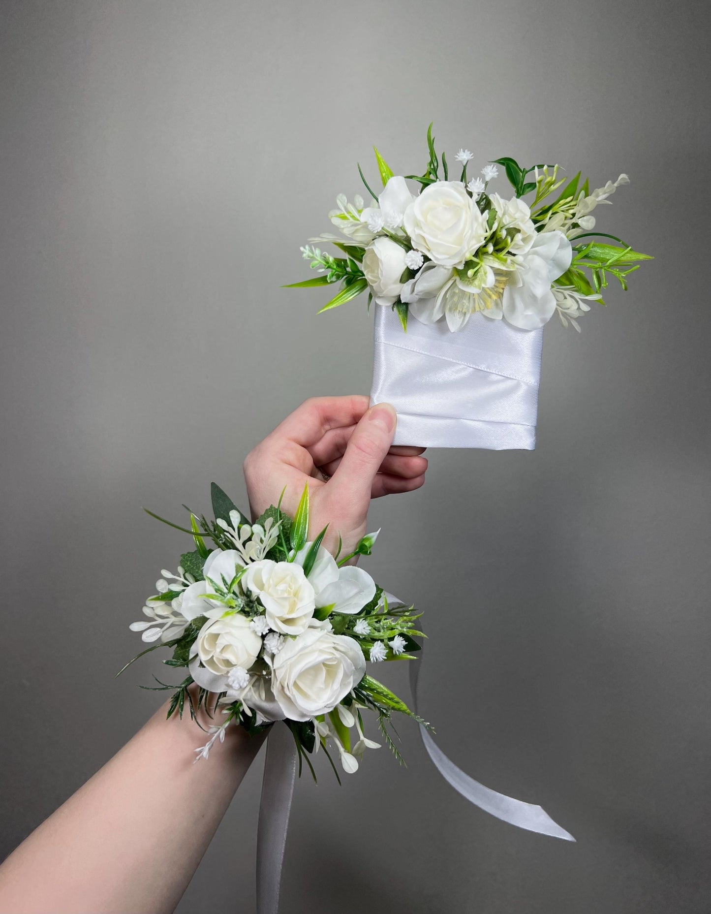 White Corsage Wedding Rustic Bridesmaids Wrist Corsage Ivory Eucalyptus Greenery Baby Breath White Rose Prom Corsage Artificial Flowers