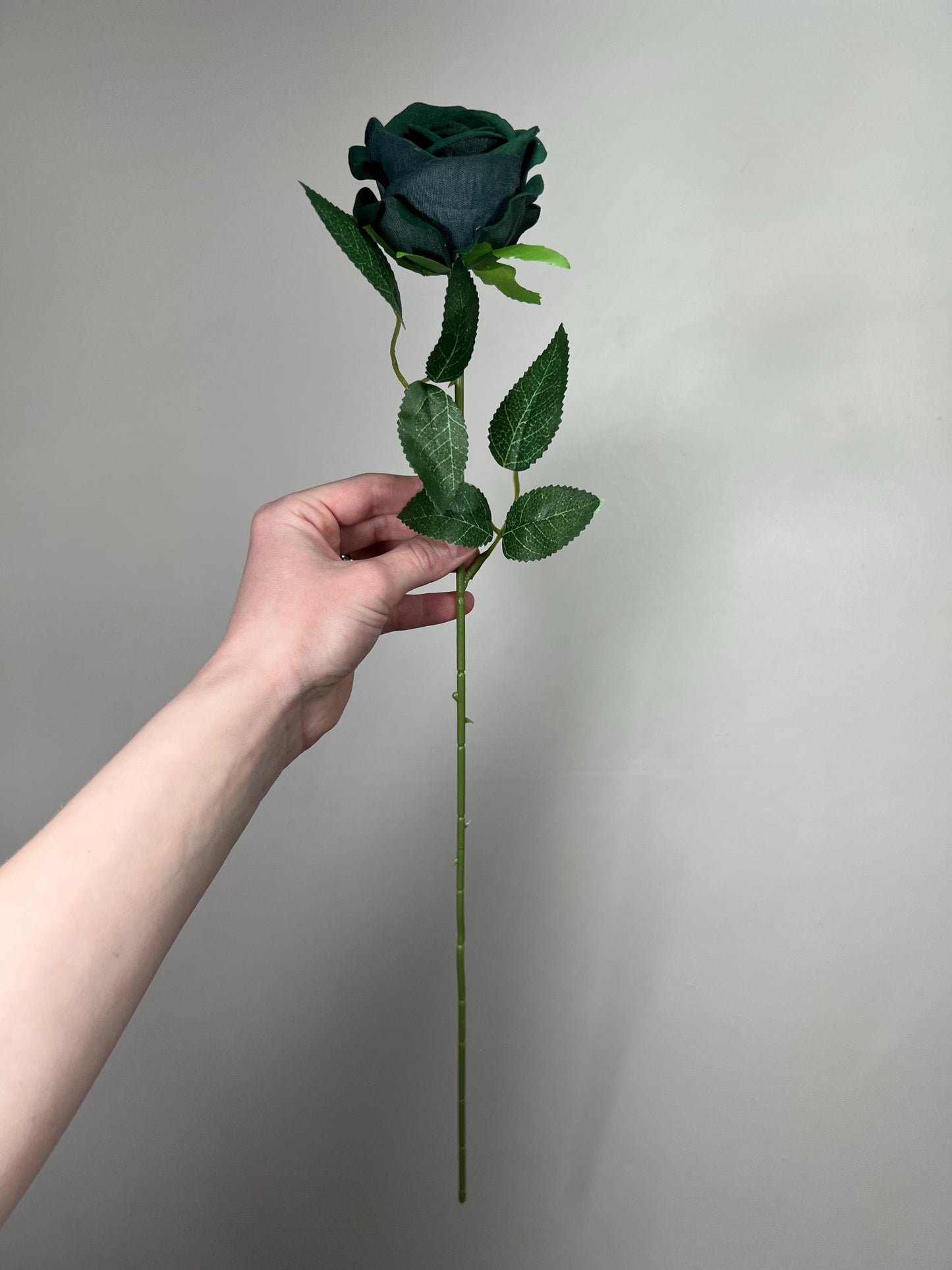 Emerald Green Rose with Stem Artificial Dark Green Hunter Wedding Roses DIY Supplies Craft Home Decor Velvet Forest Green Silk