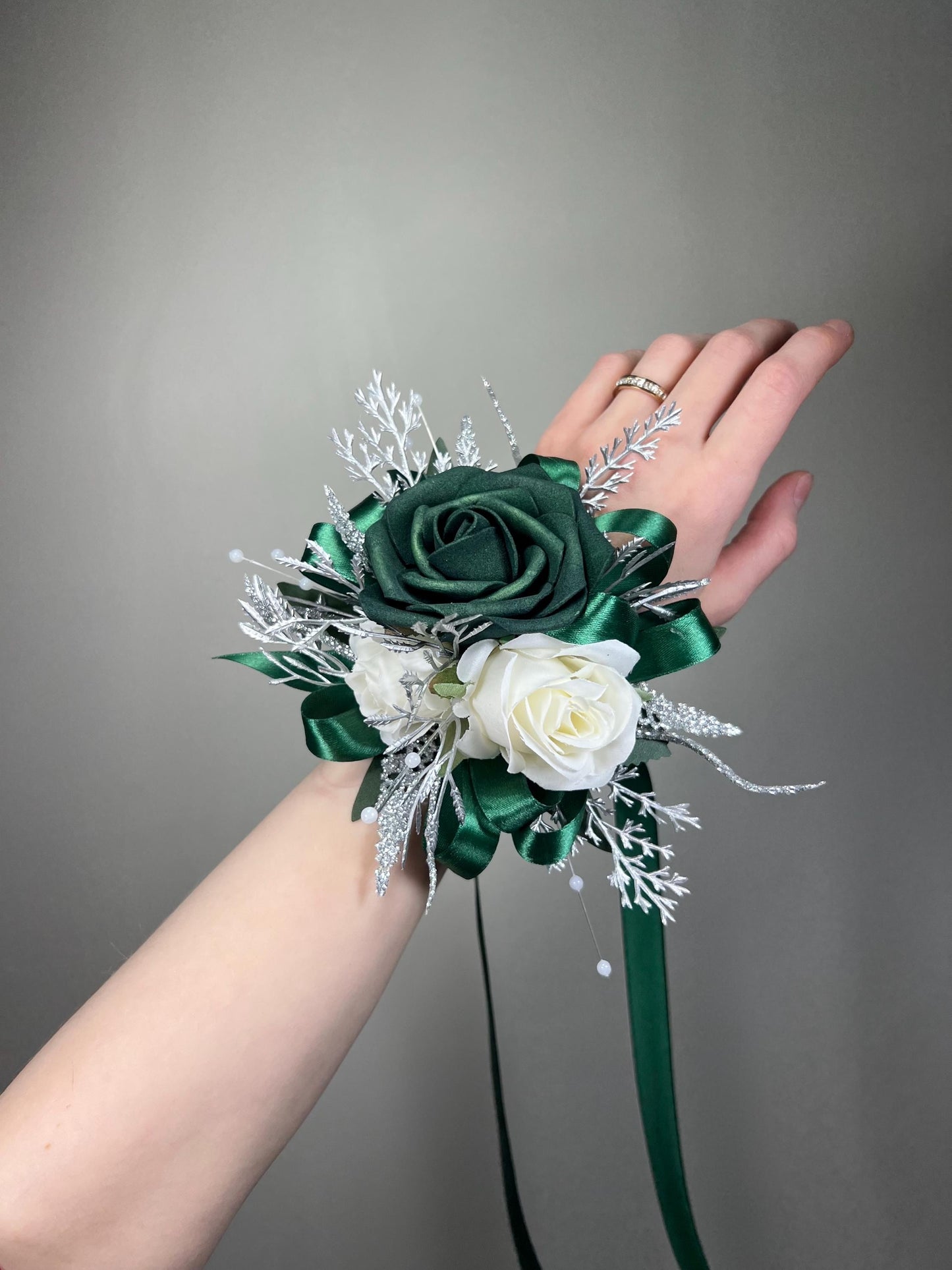 Emerald Green Corsage Wedding White Metallic Silver Hunter Green Dark Wrist Bridesmaids Sparkly Corsage Prom with Ribbon Artificial Flowers