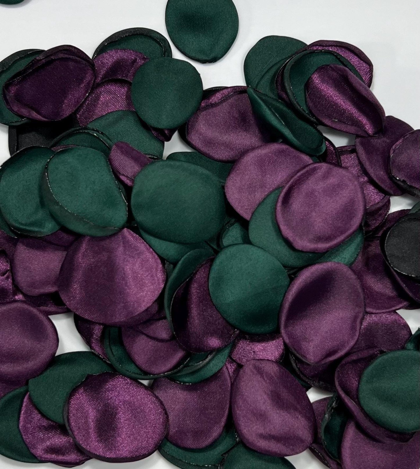 Black Purple Green Petals Silk Flower Wedding Gothic Plum Emerald Green Black Rose Petals Ceremony Decor Dark Green Hunter Petals