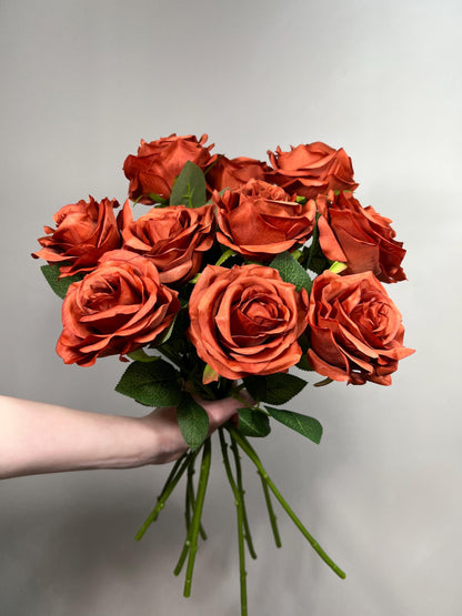 Burnt Orange Artificial Flowers Head Rose Terracotta Rust High Quality Wedding Fake Roses Stem Home Decor Silk Bridal Accessories Decorative