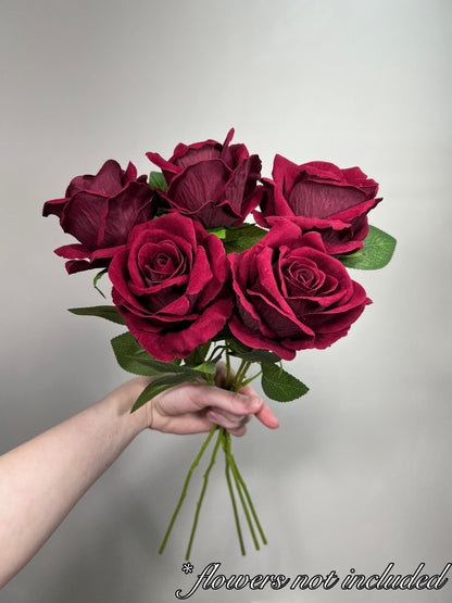 Realistic Artificial Flower Stem With Leaves 15” Natural Look Green Life-Like Wire Stem for DIY Roses & Bouquets Imitation Crafting Supply