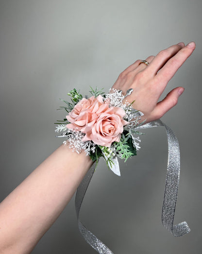 Blush Pink Boutonnière, Wedding Light Pink Silver Groom Boutonnière, Groomsmen Soft Pink Baby Breath Buttonhole, Lapel Men Artificial Flower