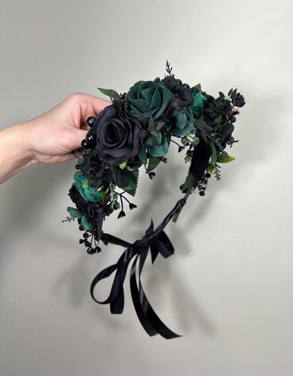 Black Emerald Green Bouquet, Wedding Bridal Gothic Bouquet, Bridesmaids Dark Green Black Bouquet, Hunter Green Black Artificial Flowers