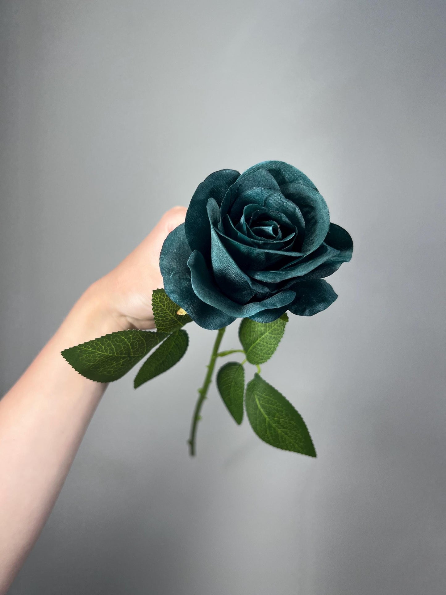 Dark Teal Rose Flower with Stem Leaves, Wedding Dark Peacock Blue Artificial Rose, Teal Blue Flower Heads, Silk Rose for DIY Craft Supplies