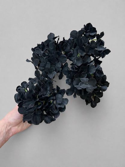 Black Hydrangea Artificial, Hydrangea Flower with or without Stem , Silk Hydrangea Head, Gothic Wedding Decor, DIY Halloween Arrangement