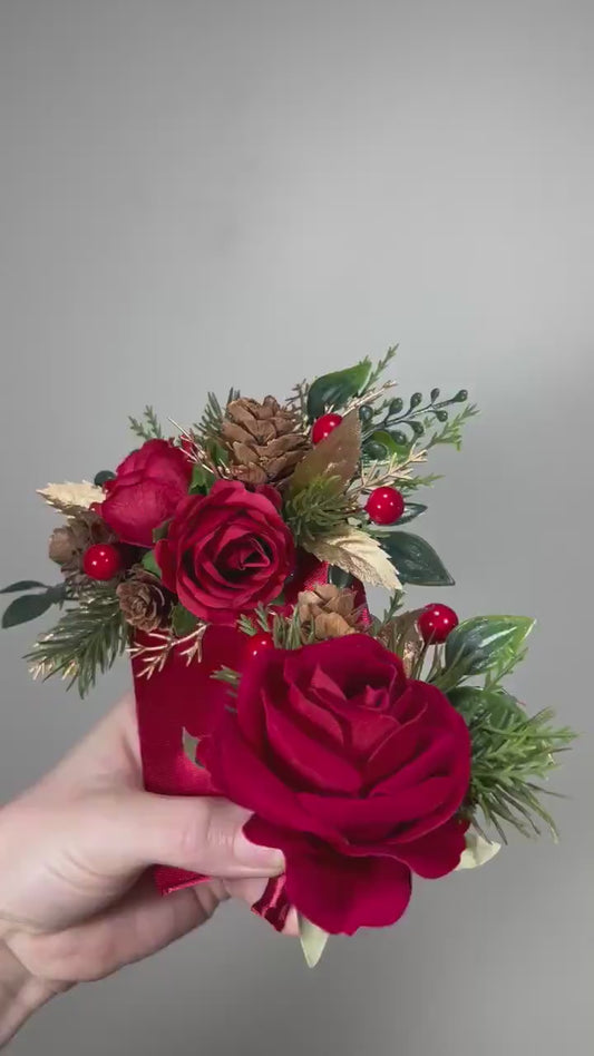 Christmas Pocket Boutonniere Wedding Red Christmas Boutonnière Square Groom Gold Boutonniere Red Winter Pine Cone Boutonniere Groomsmen