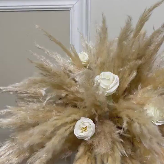 Wedding White Centerpiece Boho Pampas Grass Centerpiece Table Flower Ball Barrel Decor Wiskey Stand Ivory Artificial Flower
