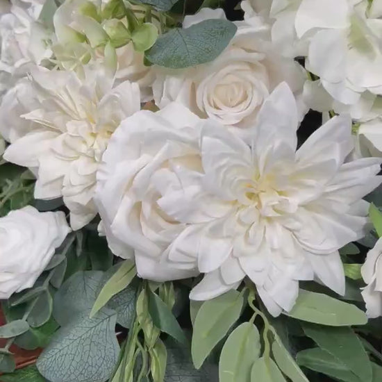 White Sweetheart Wedding Table Decor White Ivory Centerpiece Wedding White Sweetheart Eucalyptuses Greenery Table Decor White Centerpiece