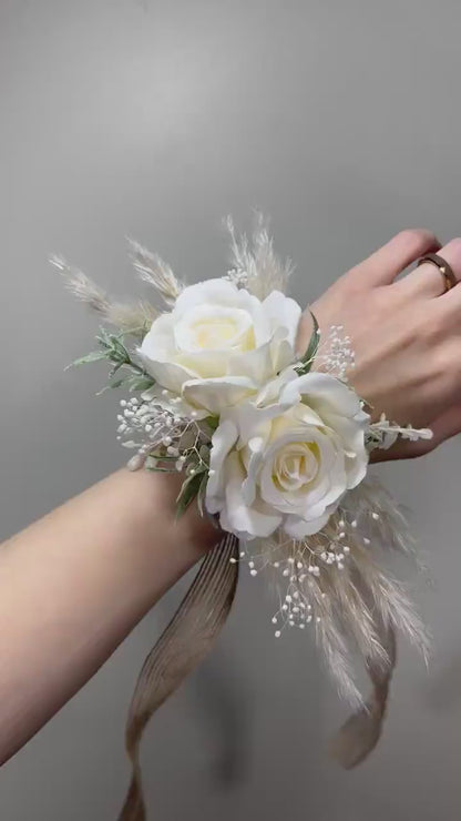 Wedding Corsage White Boho Wedding Wrist Corsage Bridesmaids Corsage Ivory Corsage Accessories Pampas Grass Artificial Flowers Baby Breath