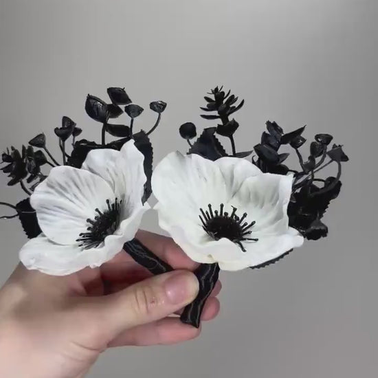 Anemone Corsage Wedding White Black Corsage Anemone Wrist Corsage Mom Anemone Black White Bridesmaids Corsage Prom Anemone Artificial Flower