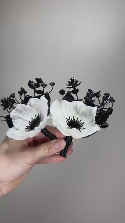 Anemone Corsage Wedding White Black Corsage Anemone Wrist Corsage Mom Anemone Black White Bridesmaids Corsage Prom Anemone Artificial Flower