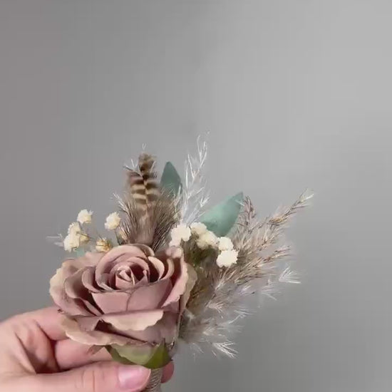 Brown Boutonniere Wedding Taupe Groom Boutonnières Boho Brown Feathers Boutonniere Groomsmen Taupe Baby Breath Pampas Grass Artificial
