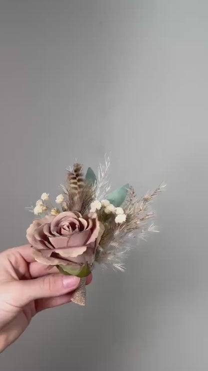 Brown Boutonniere Wedding Taupe Groom Boutonnières Boho Brown Feathers Boutonniere Groomsmen Taupe Baby Breath Pampas Grass Artificial