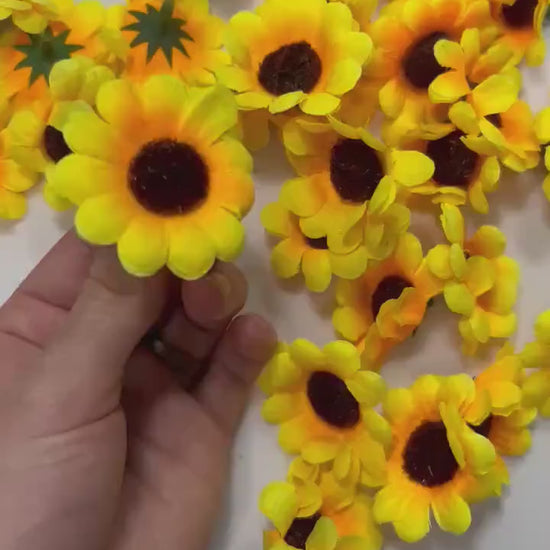 Sunflower Flower Heads Wedding Yellow Sunflowers 1.5” Artificial Flower Sunflower Small Fall Silk Flowers Heads Sunflower Craft Supplies