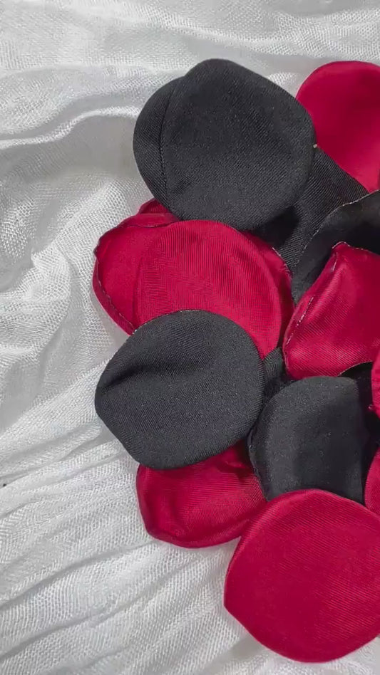Black Red Petals Wedding Decor Flower Girl Petals Black Wedding Aisle Decor Flower Petals Black Ceremony Decor Red Confetti