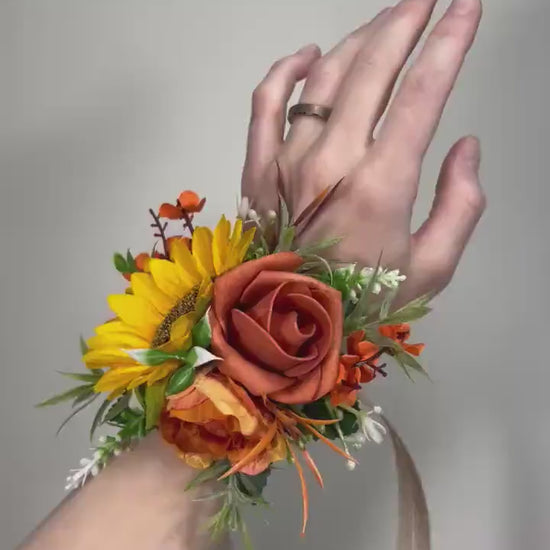 Sunflower Corsage Wedding Wrist Corsage Sunflower Burnt Orange Bridesmaids Corsage Terracotta Sunflowers Fall Corsage Artifitical Flower