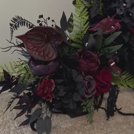 Gothic Floral Arrangement, Black Burgundy Wedding Centerpiece, Dark Romantic Home Decor, Moody Plum Black Flowers, Halloween Decor Table