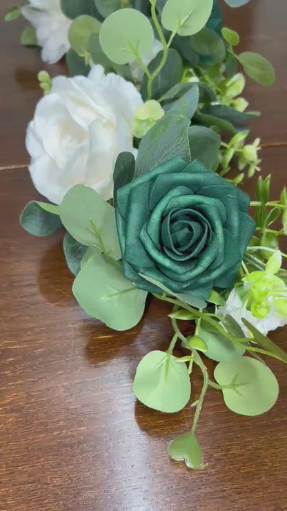 White Green Garland Wedding Table Runner Emerald Green Aisle Arrangement Silver Dollar Eucalyptus Green Decoration Table Runner Greenery