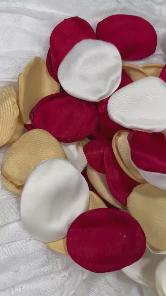 Red White Petals Wedding Decor Flower Girl Petals Red Wedding Aisle Decor Flower Petals Gold Red Ceremony Decor White Bridal Shower Confetti