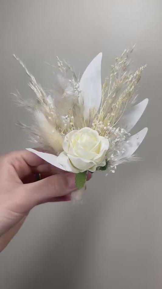 Wedding Boutonniere White Groom Boho Ivory Boutonnières Groomsmen White Dried Flowers Baby Breath Boutonnière Pampas Grass White Boutonniere