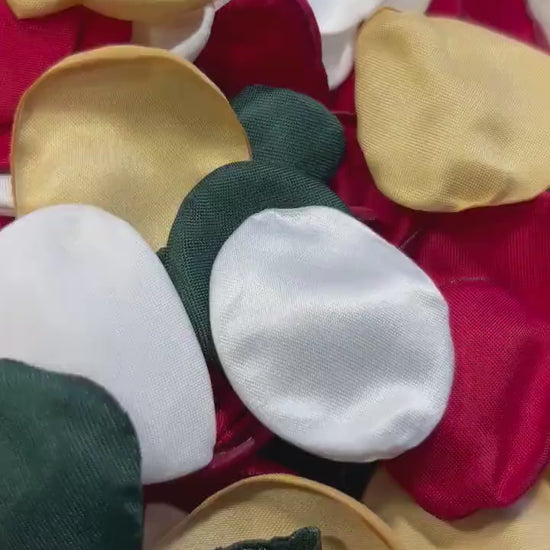 Christmas Petals Green Red Gold Petals White Wedding Decor Flower Girl Petals Emerald Green Red Aisle Decor Petals White Green Gold Confetti