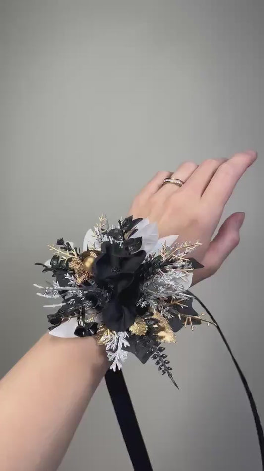 Black White Gold Silver Corsage, Wedding Wrist Corsage Gothic, Bridesmaids Corsage Black White, Wristlet Artiticial Flowers