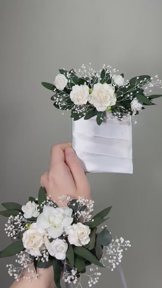 White Corsage Wedding Eucalyptus Corsage Wrist Corsage Bridesmaids White Mom Corsage Ivory Baby Breath Accessories Artificial Flower