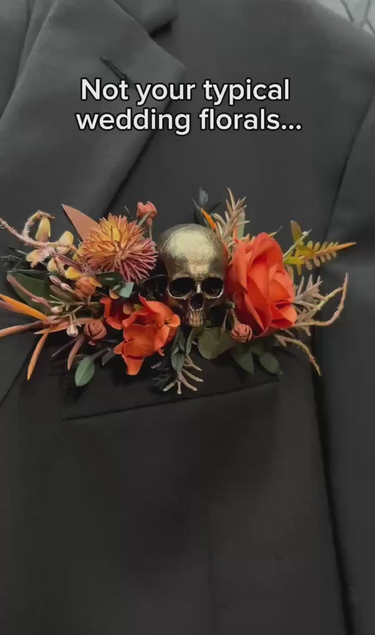Black Burgundy Skull Pocket Boutonniere, Gothic Floral Wedding Square Boutonniere, Groomsmen Silver Skull Halloween Boutonnière