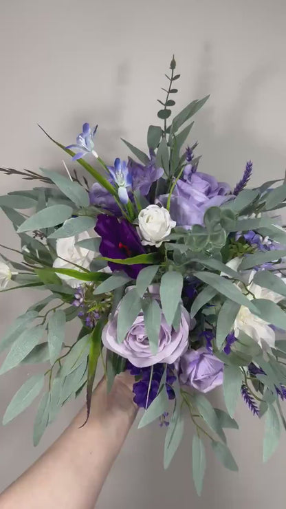 Purple Centerpiece White Lavender Table Flower Ball Decoration Blue Table Centerpiece Barrel Plum Whiskey Ivory Purple Arrangement