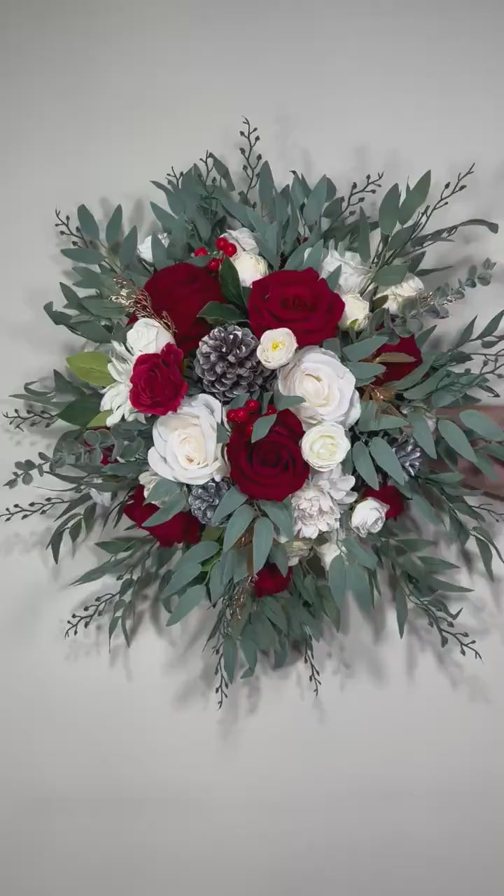 Wedding Centerpiece Christmas Red Table Flower Ball Decoration Burgundy Table Centerpiece Barrel White Whiskey Winter Ivory Greenery