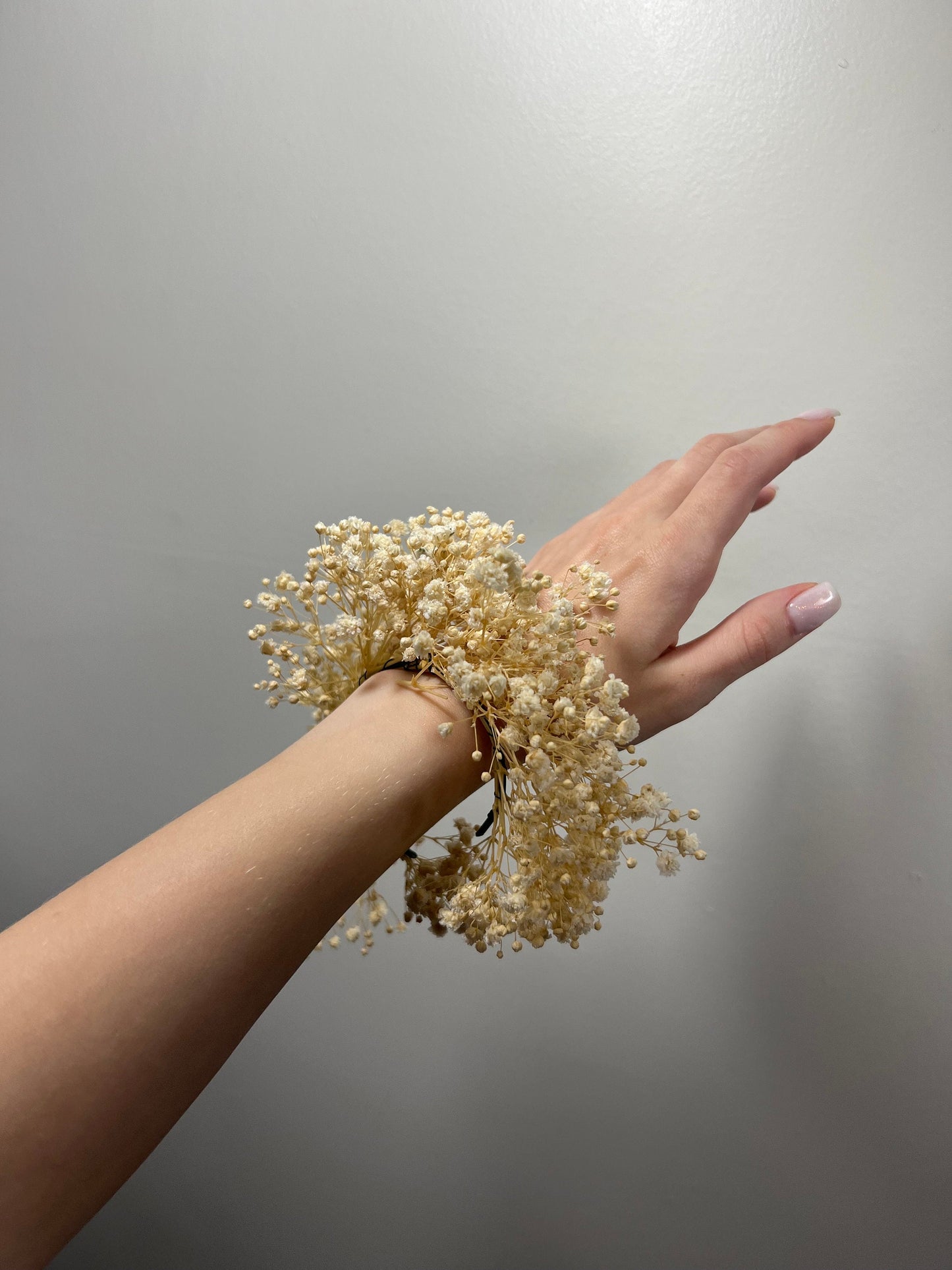 Wedding Corsage Bridal Wrist Corsage Bridesmaids Baby Breath Decor Gypsophila Wedding Boho Corsage Wedding Corsage Accessories Flowers