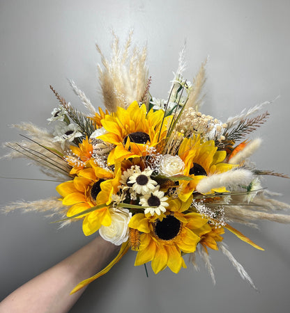 Wedding Bouquet Sunflower Boho Bridal Sunflower Wedding White Fall Decor Ivory Yellow Artificial Flowers Yellow Baby Breath Pampas Grass