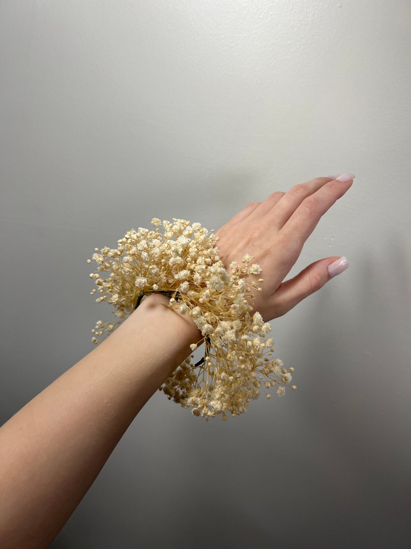 Wedding Corsage Bridal Wrist Corsage Bridesmaids Baby Breath Decor Gypsophila Wedding Boho Corsage Wedding Corsage Accessories Flowers