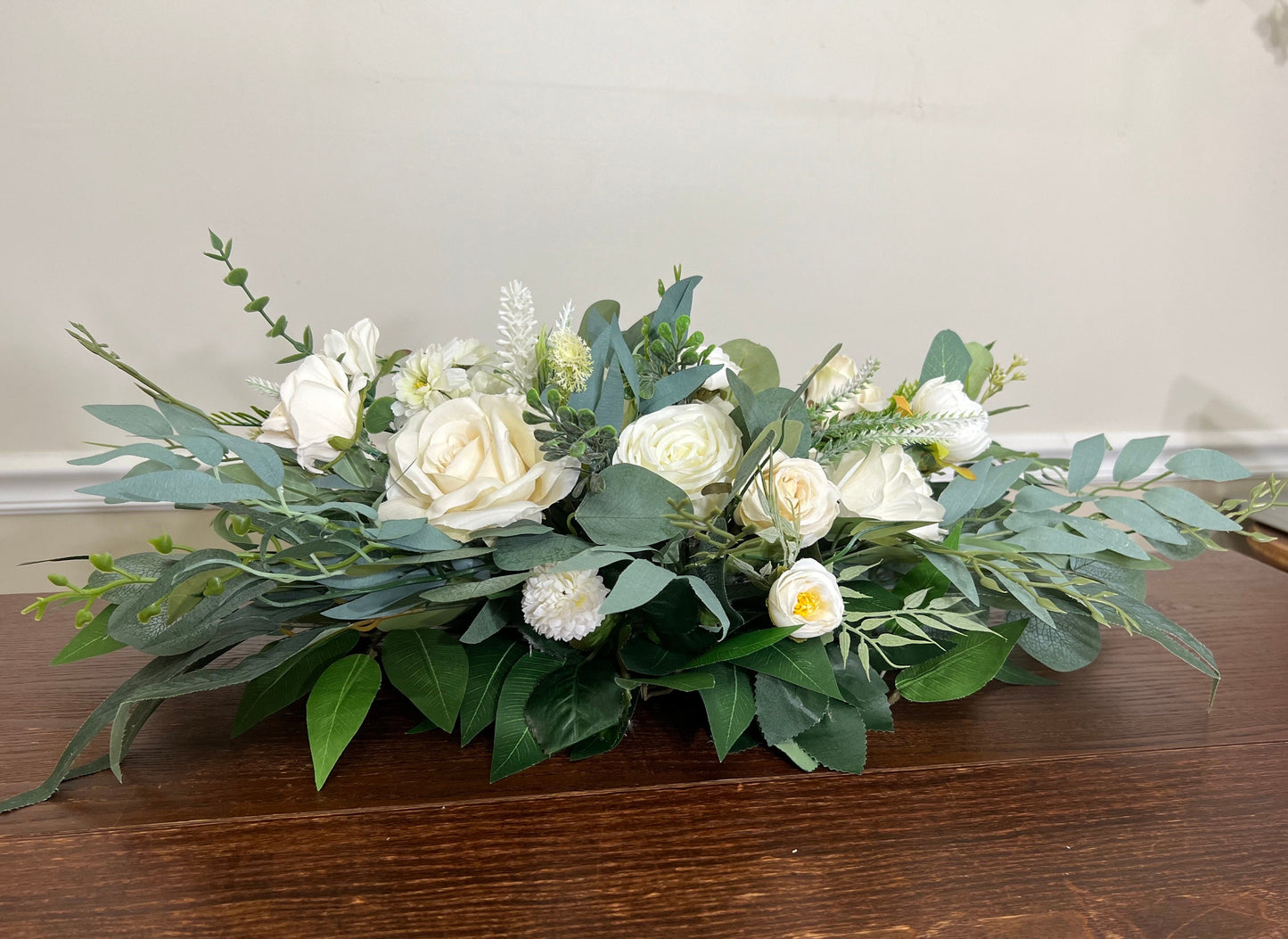 Wedding Sweetheart Decor Table White Ivory Aisle Arrangement Centerpiece Decor White Sweetheart Handmade Artificial Peony Flowers Eucalyptus