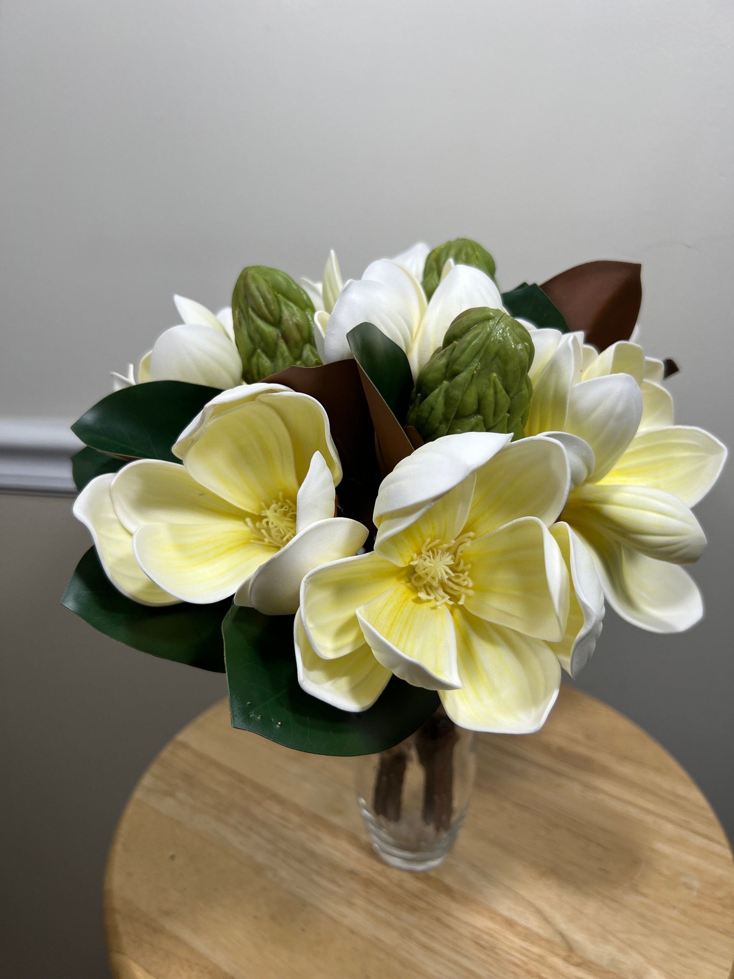 Magnolia Centerpiece Artificial Flowers Stem With Leaves Magnolia White Yellow High Quality Wedding Real Touch Flower Home Decor Handmade