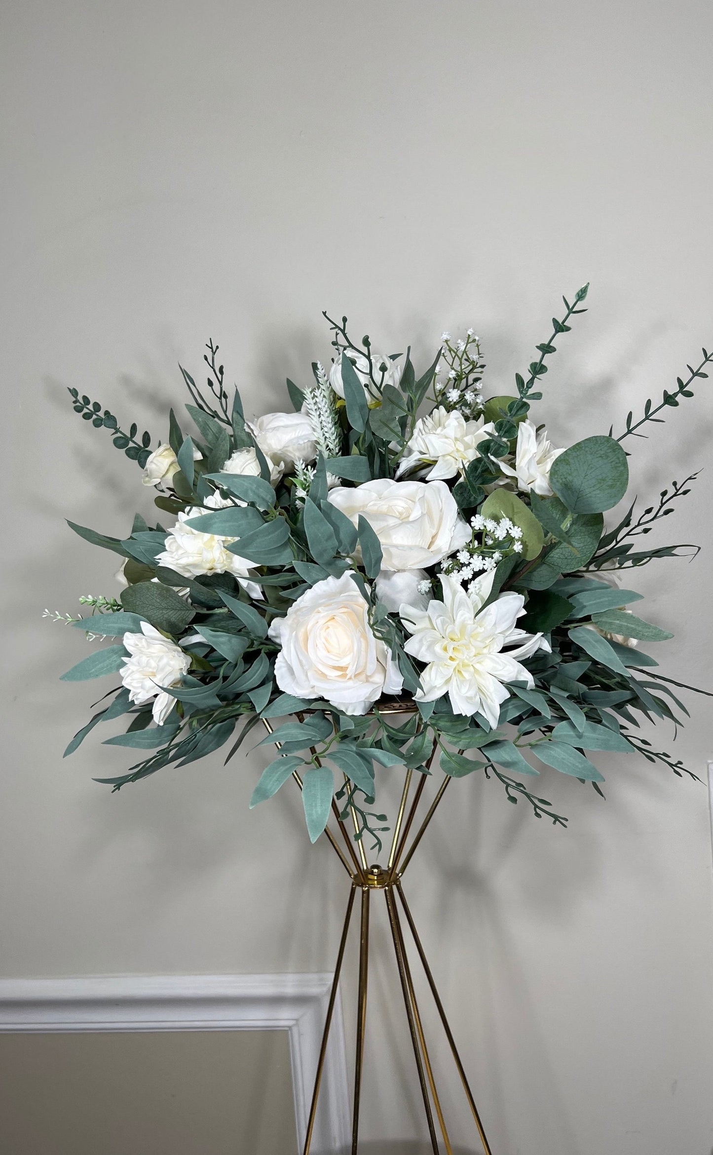 Wedding Burgundy Centerpiece Christmas Table Flower Ball Decoration White Table Centerpiece Barrel White Whiskey Winter Ivory Burgundy