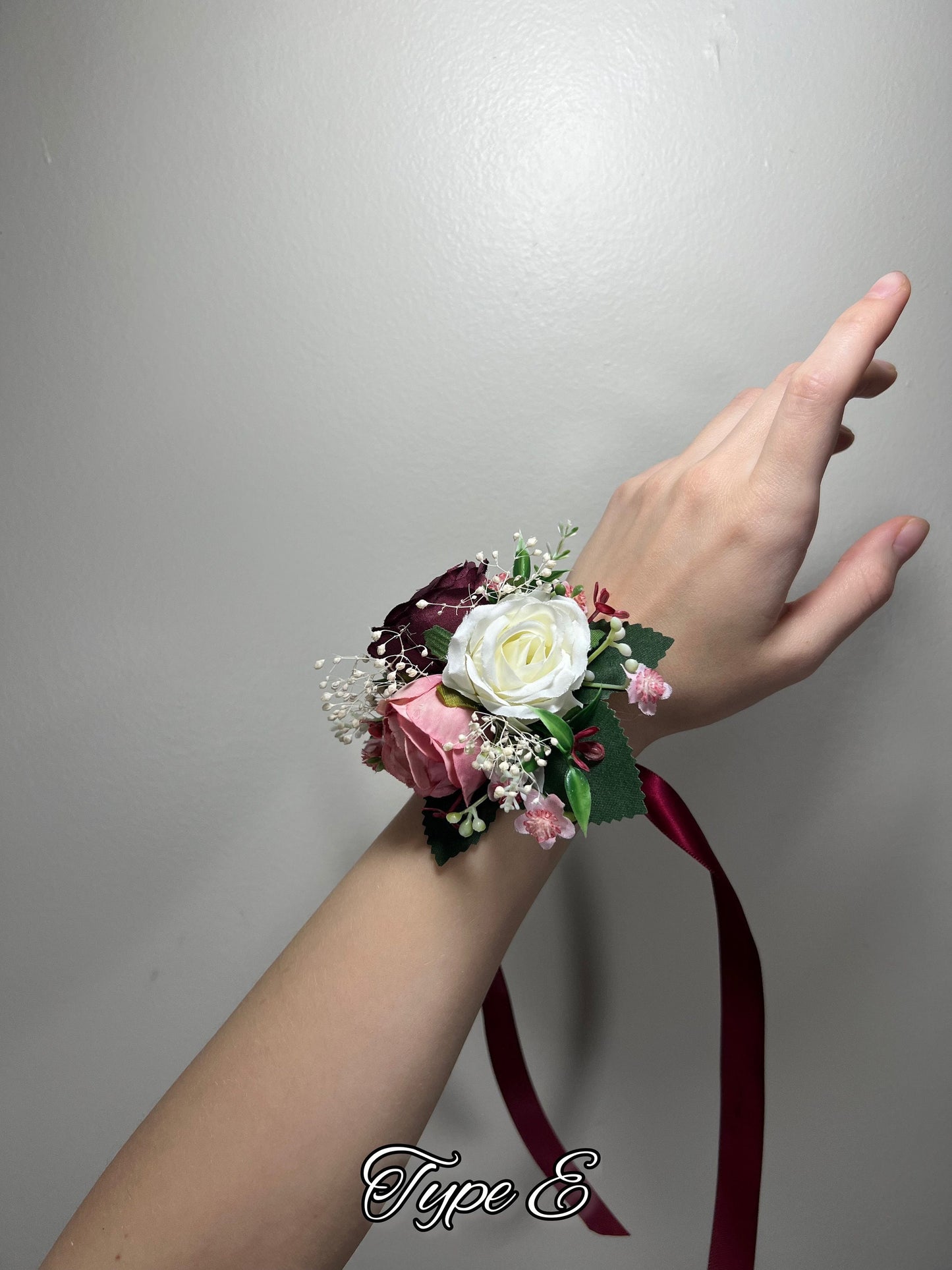 Wedding Corsage White Boho Wedding Wrist Corsage Bridesmaids Grandmother Corsage Mom Ivory Bridal Corsage Accessories Artificial Flower