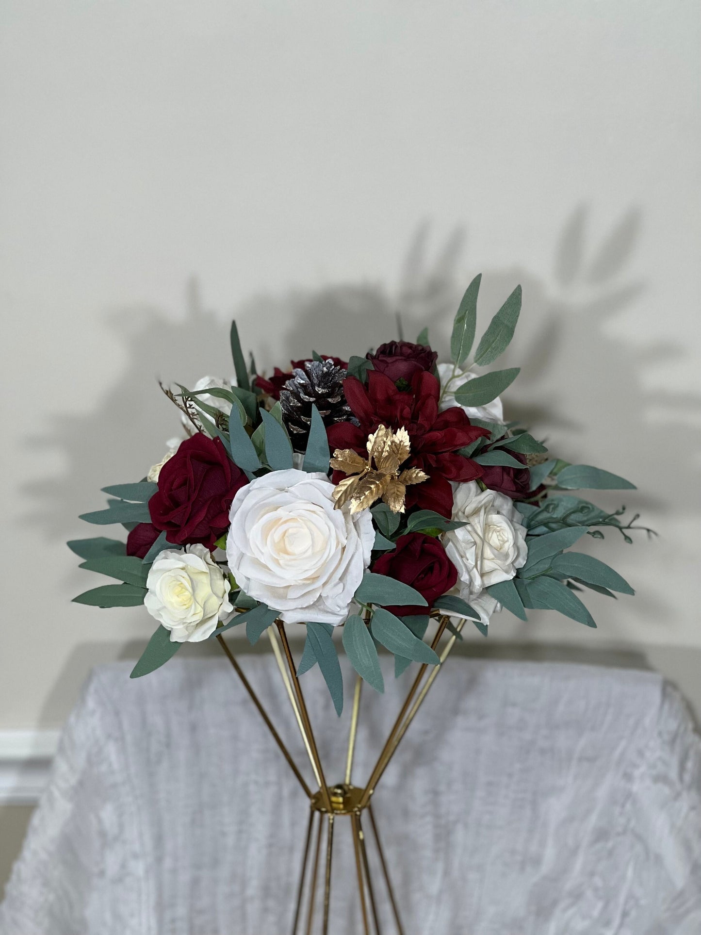 Wedding Burgundy Centerpiece Christmas Table Flower Ball Decoration White Table Centerpiece Barrel White Whiskey Winter Ivory Burgundy