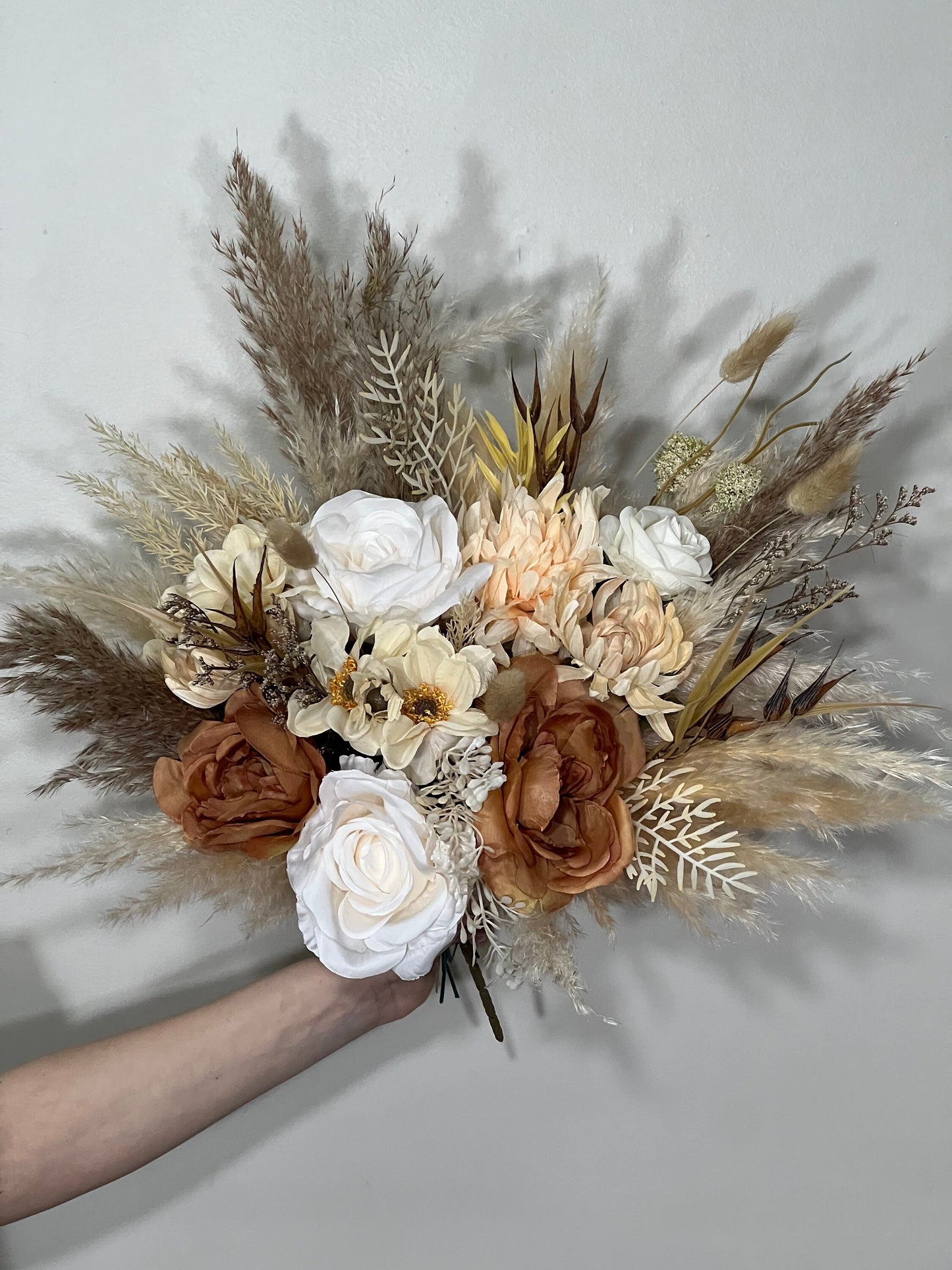 Wedding White Bouquet Boho Brown Bridesmaids Bouquet Pampas Grass Cinnamon Bouquet Beige Ivory Brown Bouquet Artificial Flower